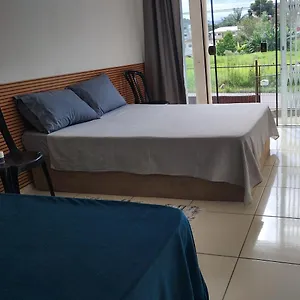 https://casa-das-embaubas-1.santa-catarina-brasil.com